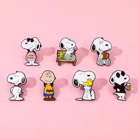 7Pcs // Snoopy Enamel Pin Set Cartoon Charlie Brown Woodstock Brooch Lapel Pins for Backpack Clothes