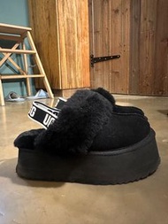 UGG 厚底毛毛拖鞋 黑色