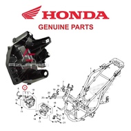 Stay RH FR Cover ( 50311-K0W-N00 ) ADV 150