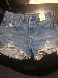 Levi’s 501牛仔短褲 size25
