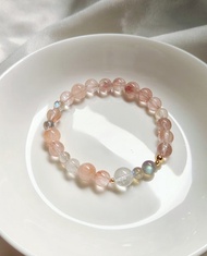 Sharlie/乾燥玫瑰粉兔毛 喜馬拉雅山白水晶/ 優雅自信 水晶手鍊