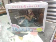 超級 索尼子 super sonico 生活密著取材 私服 景品 看電視 沙發 盒書全