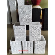 MINIMALIST WHITE SQUARE VASE H15 CM