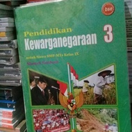 Grade 9 Junior High School/Islamic Junior High School.