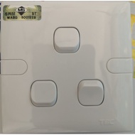 TBC 3GANG 1WAY SWITCH