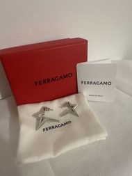 Ferragamo 星星耳環