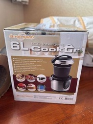 Smartech LCD Intelligent 6L 智能高速煲 Model No. / 型號：SC-2039 新舊如圖，操作正常，價格反映狀態 只限慈雲山慈民邨交收