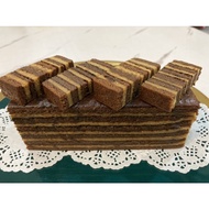 kek lapis sarawak original Holiday Inn READY STOCK saiz besar (premium+pure butter)layer cake