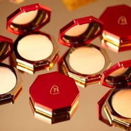 CHAT Classic Powder Foundation by nong chat