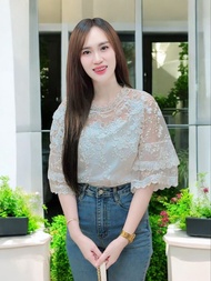 AJ&JTS - เสื้อผู้หญิงลูกไม้สีขาว เรียบร้อย ดูแพง แขนระบาย คอทรีทรู อก 42 ยาว 25 นิ้ว ใส่งานบุญ งานโร