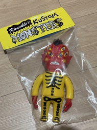 Headlock studio x MVH Toy 六眼人