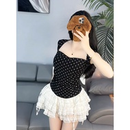 U-neck t-shirt with small sleeves