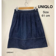 ️ 0441 UNIQLO A-Line Denim Skirt Dark Blue 61 cm Waist 28 Inches Second Hand Good Condition