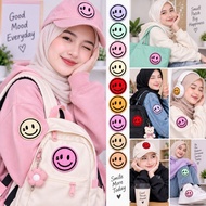 SMILE EMOJI SMILE EMBROIDERY PATCH 4.5 田 4.5 CM