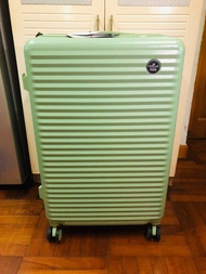 【Hallmark 綠色28”】行李箱 HM-881T|加購維特健靈榨汁杯