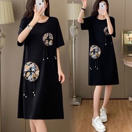 【Plus size】（40-90kg）爆款休闲卫衣女夏季新款宽松刺绣新中式网红连衣裙中长款Ready Stock Big Size Dress Oversize