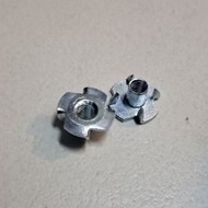 T Nut M4 white claw Nut 4 mm disc M4 bolt 7