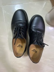 Dr. Martens 1461 黑色皮鞋