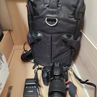 Canon 70d + 18-135 is usm 跟背囊2充電