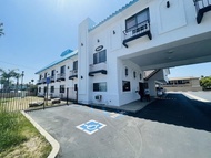 Casa Playa Inn & Suites Stanton Anaheim Area