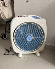 Quạt hộp Senko BD1410 công suất 47W chức năng ngã tự động tắt (giao màu ngẫu nhiên) - Hàng chính hã