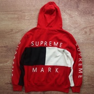 Hoodie Supreme Mark Merah
