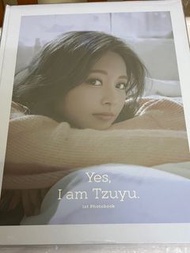 TWICE 子瑜寫真集《Yes, I am Tzuyu》