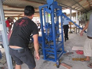 Mesin Press Batako Keluar 4 / Mesin Cetak Batako Paving