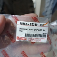 Right Roof Rubber Agya 2023 75551-BZ250-001