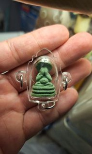 2546 千刀必打小立尊 阿贊冠噴