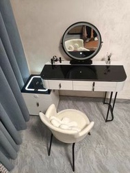 ❤️【急放】梳妝台Dressing table  化妝桌  智能 無線充電  輕奢 北歐  無線#化妝台#梳妝台#梳化