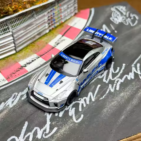 ET Model x MC 1:64 R35 diecast model cars