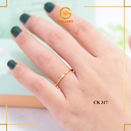 6K (300) and 8K (375) Gold Ring CK 317 Twist Ring and Light