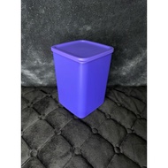 Dark purple tall summer 2.2 liter tupperware