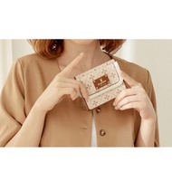 PLAYBOY - 短夾 Oat milk 燕麥奶兔兔系列 - 卡其色