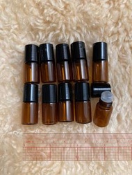 磨砂玻璃珠頭滾珠瓶精油香水分裝瓶精油滾珠瓶 2ml