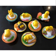Gudetama keychain Piece eating. Looking at you want to eat - very good product