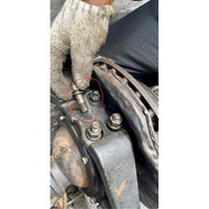 Toyota landctuiser LC80 HZJ80 HDJ81 front king pin screw & nut