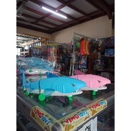 Mainan Baby Shark Ikan Hiu Bunyi Gerak Lampu Pakai Baterai