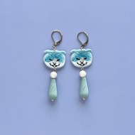 祈禱般沉睡的貓咪桃太郎耳飾