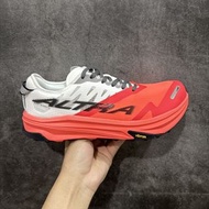 Altra Mont Blanc 男士跑步鞋