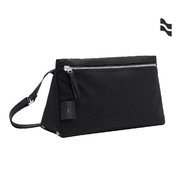 【LOJEL】NIRU 可擴充容量 城市都會斜背包- 黑色