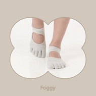 Thumb Toe | Pilates Socks | Foggy