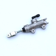 ปั๊มน้ำมันเบรกหลังแบบสูบดูดสำหรับ Suzuki GW250/S/F DL250 GSX250R ปั๊มน้ำมันเบรกหน้าแบบสูบดูด ส่วนประ