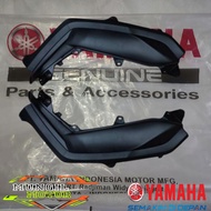 RIGHT FOOTREST BORDES NEW N-MAXKiri Original YGP B6H-F7481-00 B6H-F7488-00