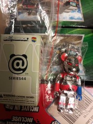 medicom bearbrick series 44 artist