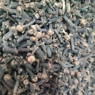 Cloves / Cloves