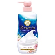 牛奶肥皂 Bouncia 沐浴皂 輕盈花束香型 480ml