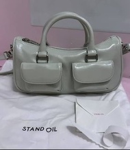 STAND OIL chubby half bag