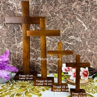 Christian Sitting Cross Without Corpus Jesus